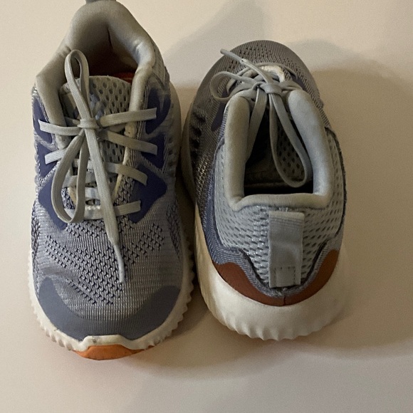 adidas Kids Sneakers in Gray and Blue - Picture 4 of 4